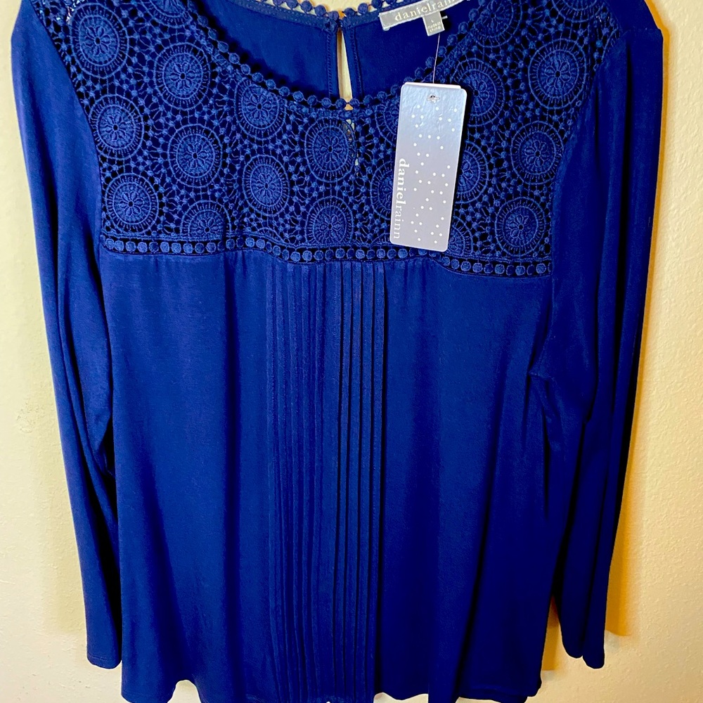 Daniel Rainn Blue Long Sleeve Blouse New with tags
